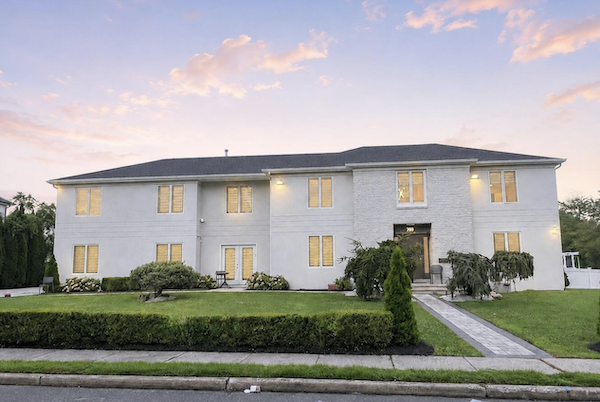 799 Bowyer Avenue, Long Branch