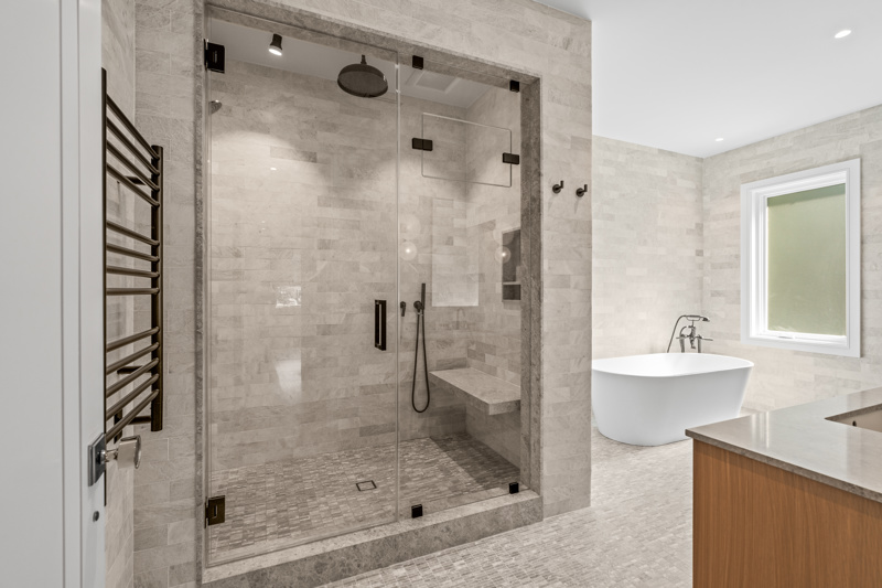 Supplied property photographs and details for 889 Red Oaks Drive